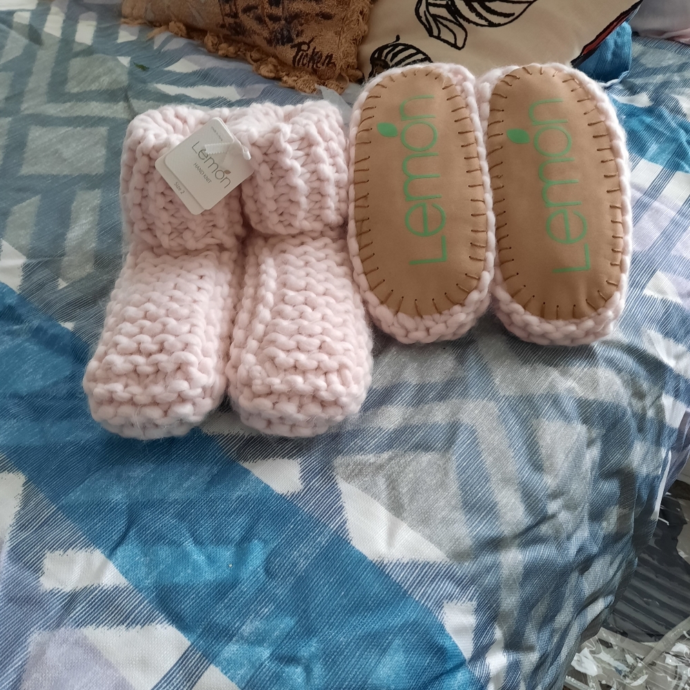 Cabin cuffed Cute Booties